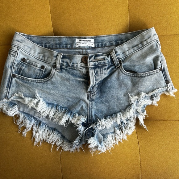 One Teaspoon Bonita denim shorts - Picture 1 of 9